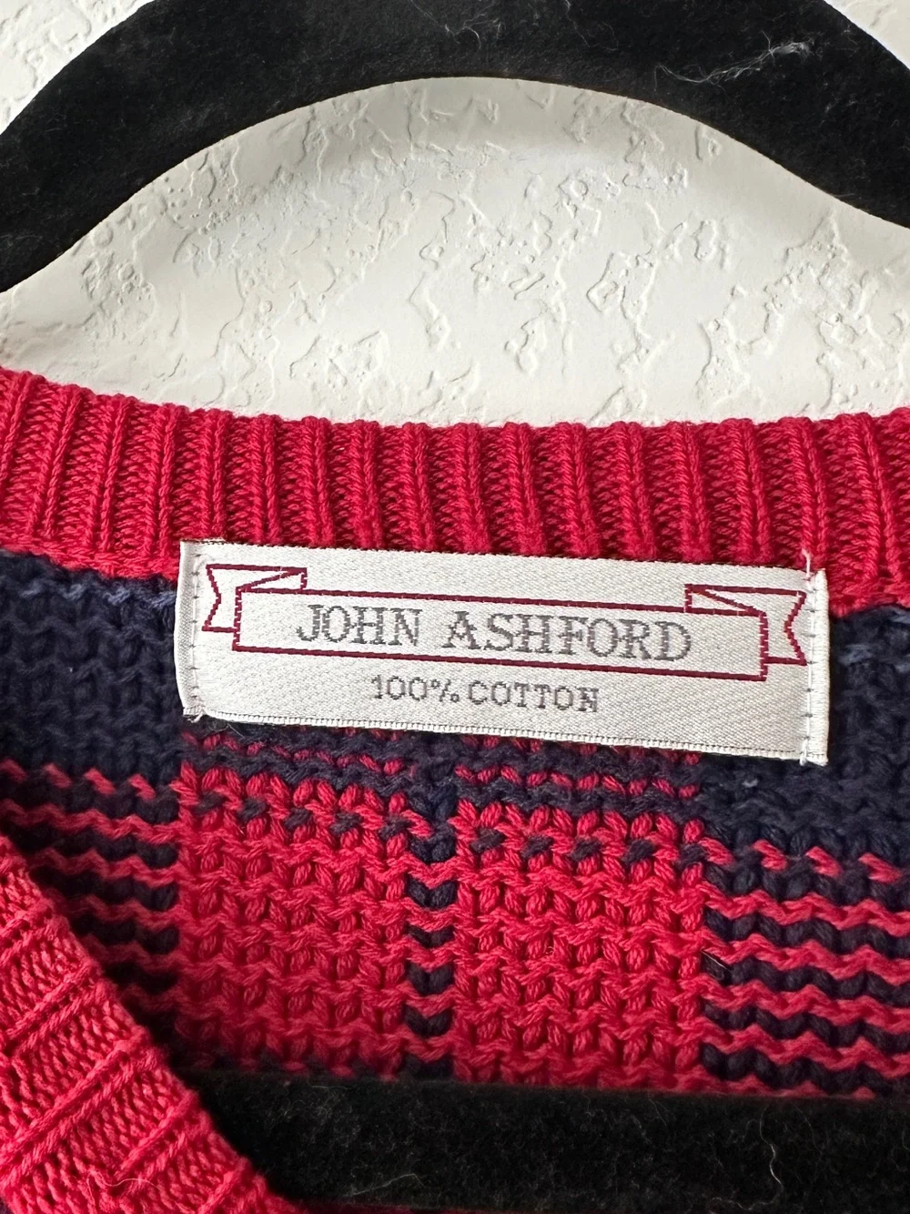 VINTAGE JOHN ASHFORD RED & NAVY PLAID CREWNECK SWEATER — MEN’S